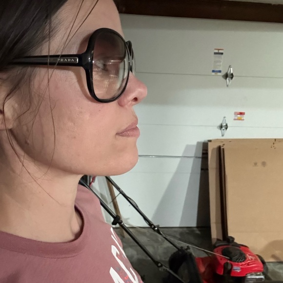 Prada sunglasses - Picture 5 of 5